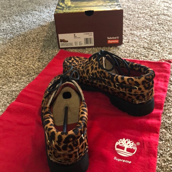 Brand New - Supreme Timberland Collab -  Hand-sewn - Picture 6 of 6